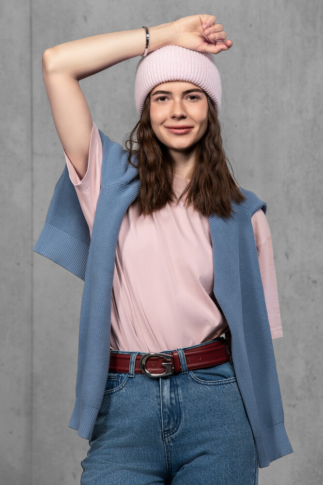 Жіноча зимова в'язана шапка з мохеру (Light Pink)