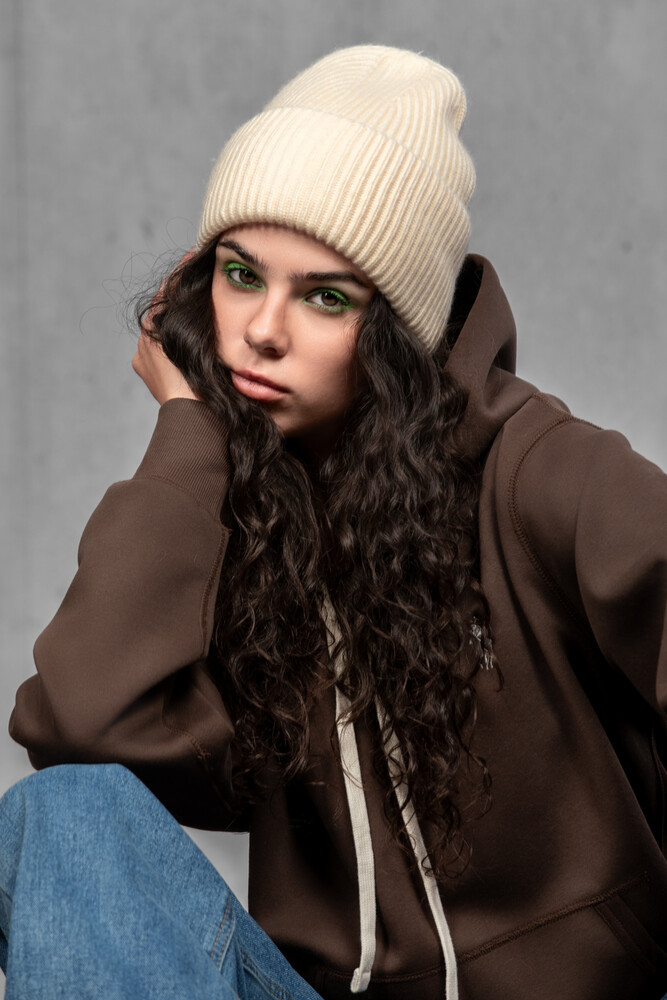 Жіноча вʼязана шапка з кашеміром (Beige)